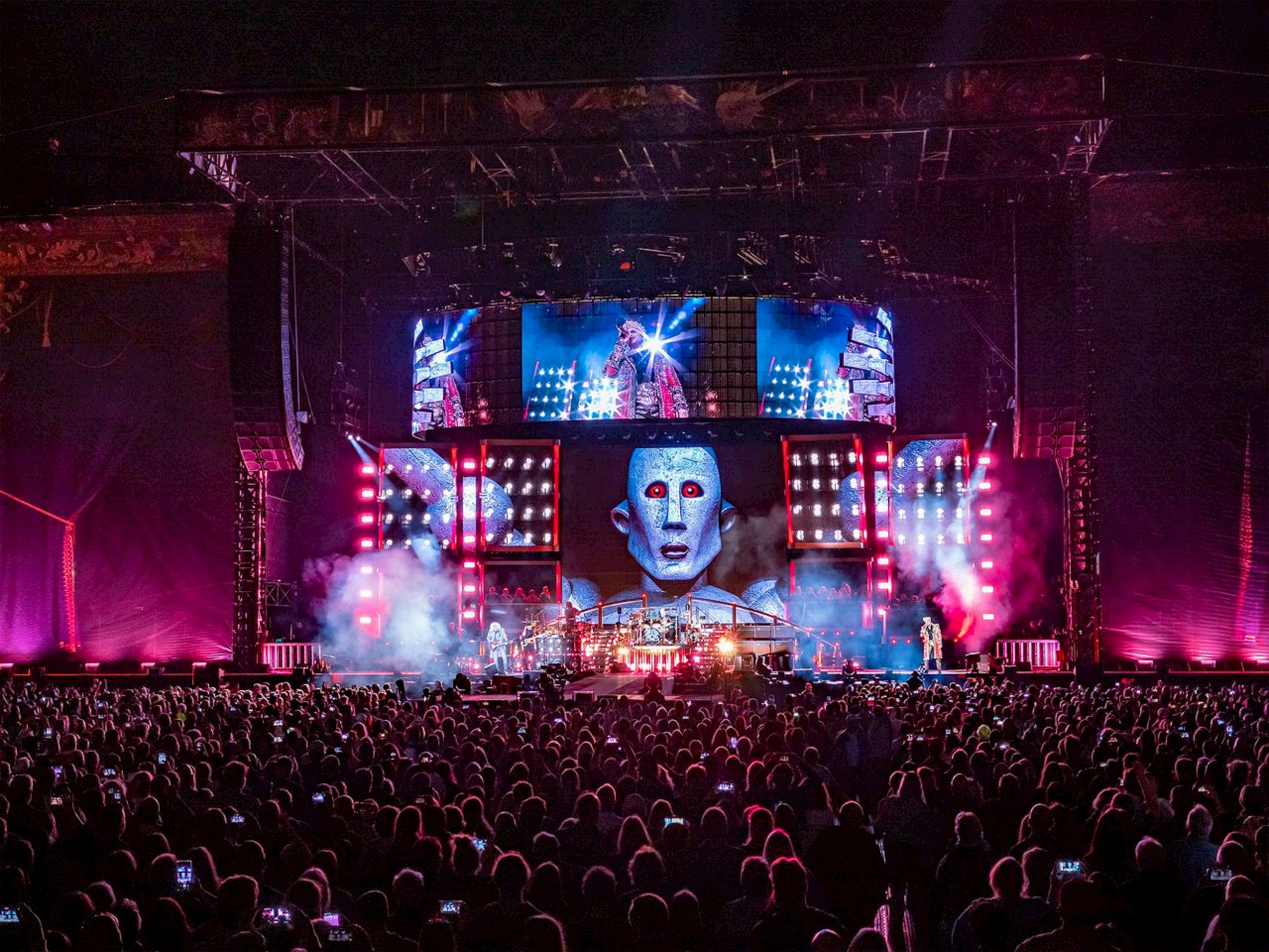 Queen + Adam Lambert 2020